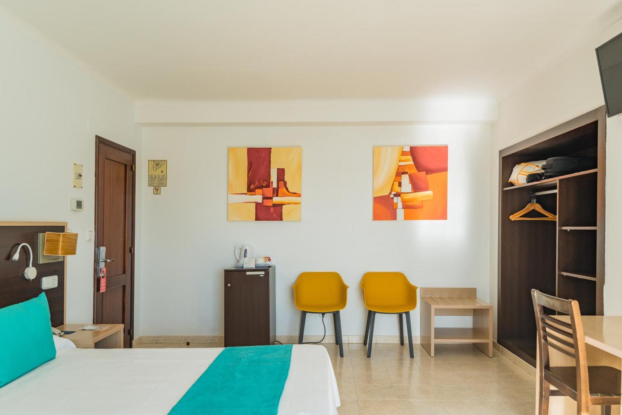 Hotel Orosol San Antonio Abad Exterior foto